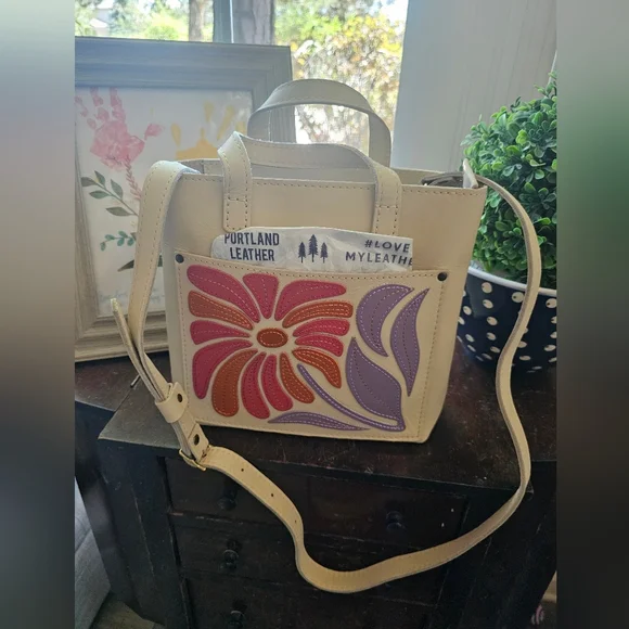 Portland Leather Bone Wildflower Mini Satchel/Crossbody🤎🤍🧡 - Picture 2 of 10
